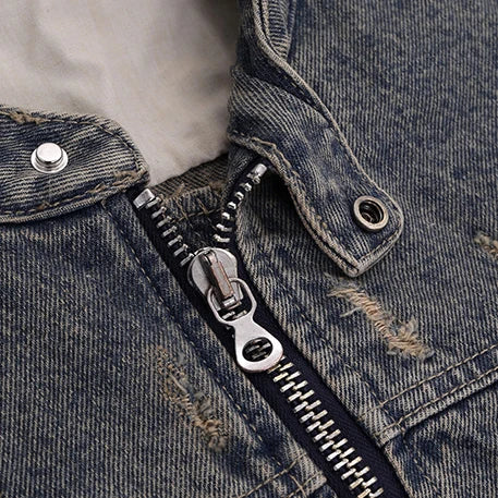 LA VESTE STREETWEAR EN DENIM USÉ ZIPPÉ