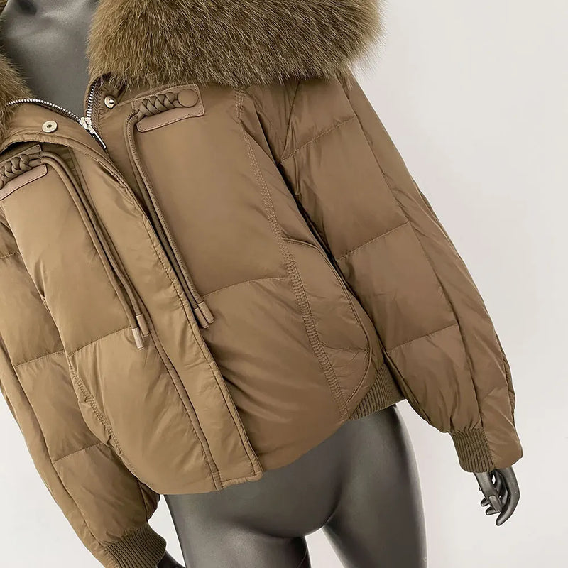LE MANTEAU D'HIVER EN FOURRURE DE RENARD ALVARA